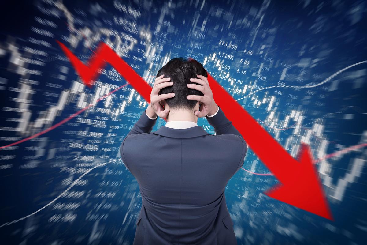 怎样下载永久免费无码av手机版 解开老师裙子猛烈进入软件